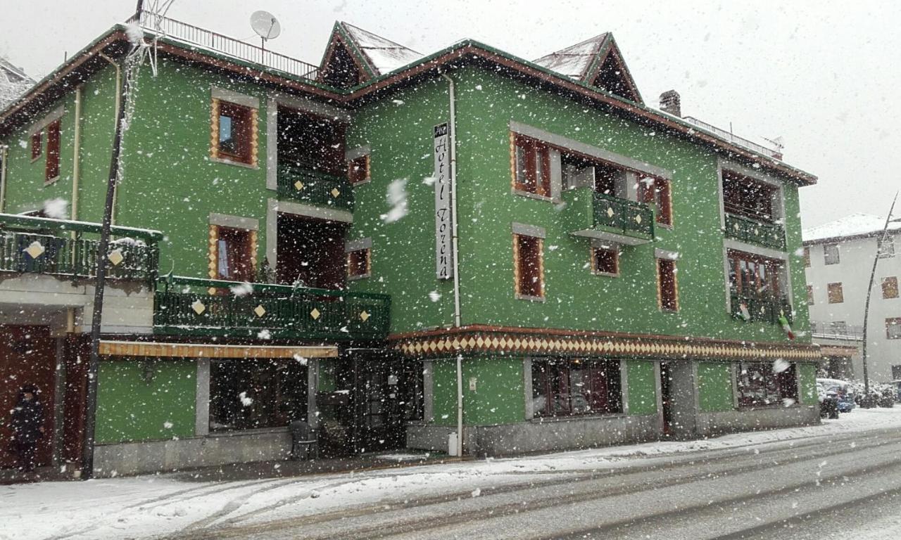Hotel Torena Aprica Eksteriør billede