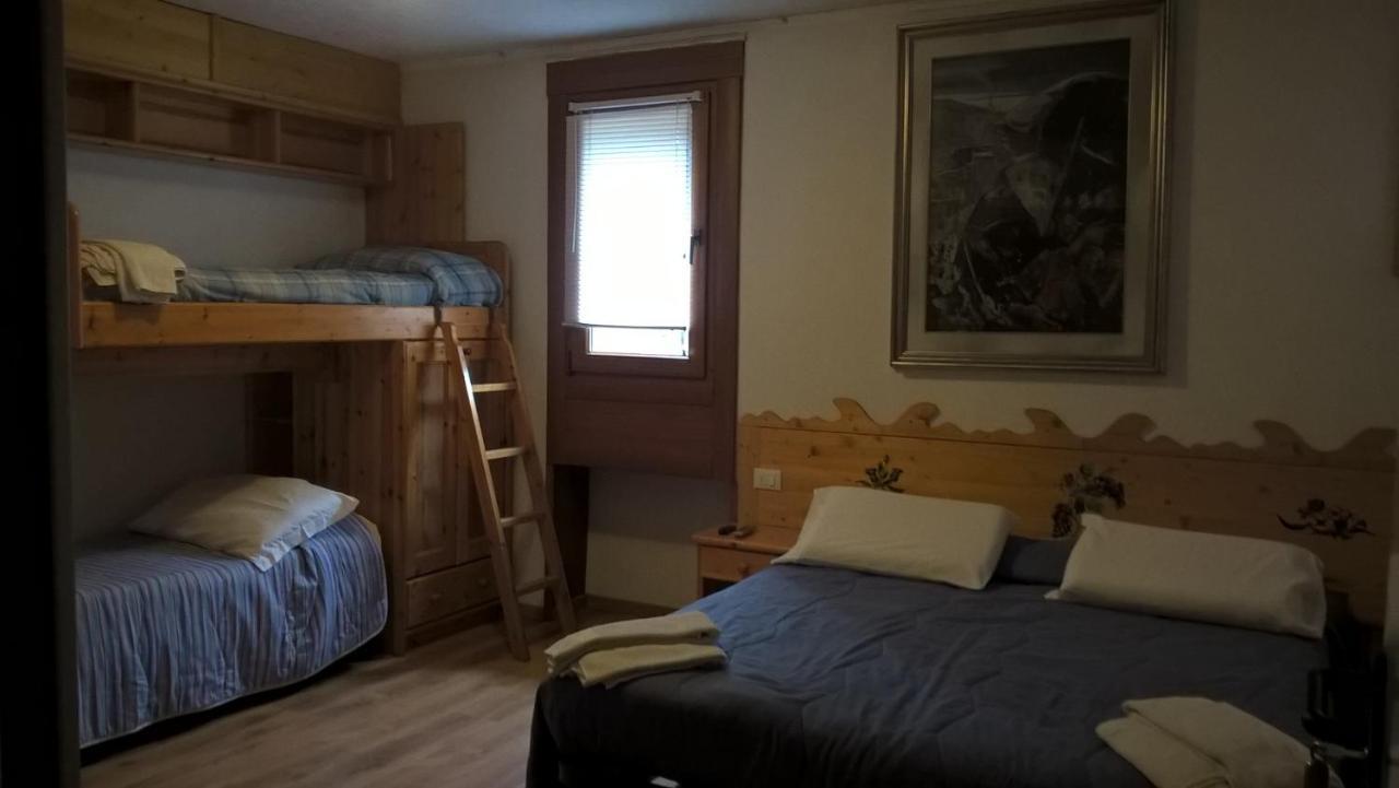 Hotel Torena Aprica Eksteriør billede