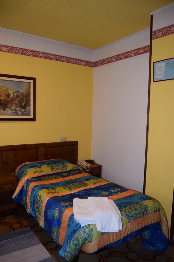Hotel Torena Aprica Eksteriør billede